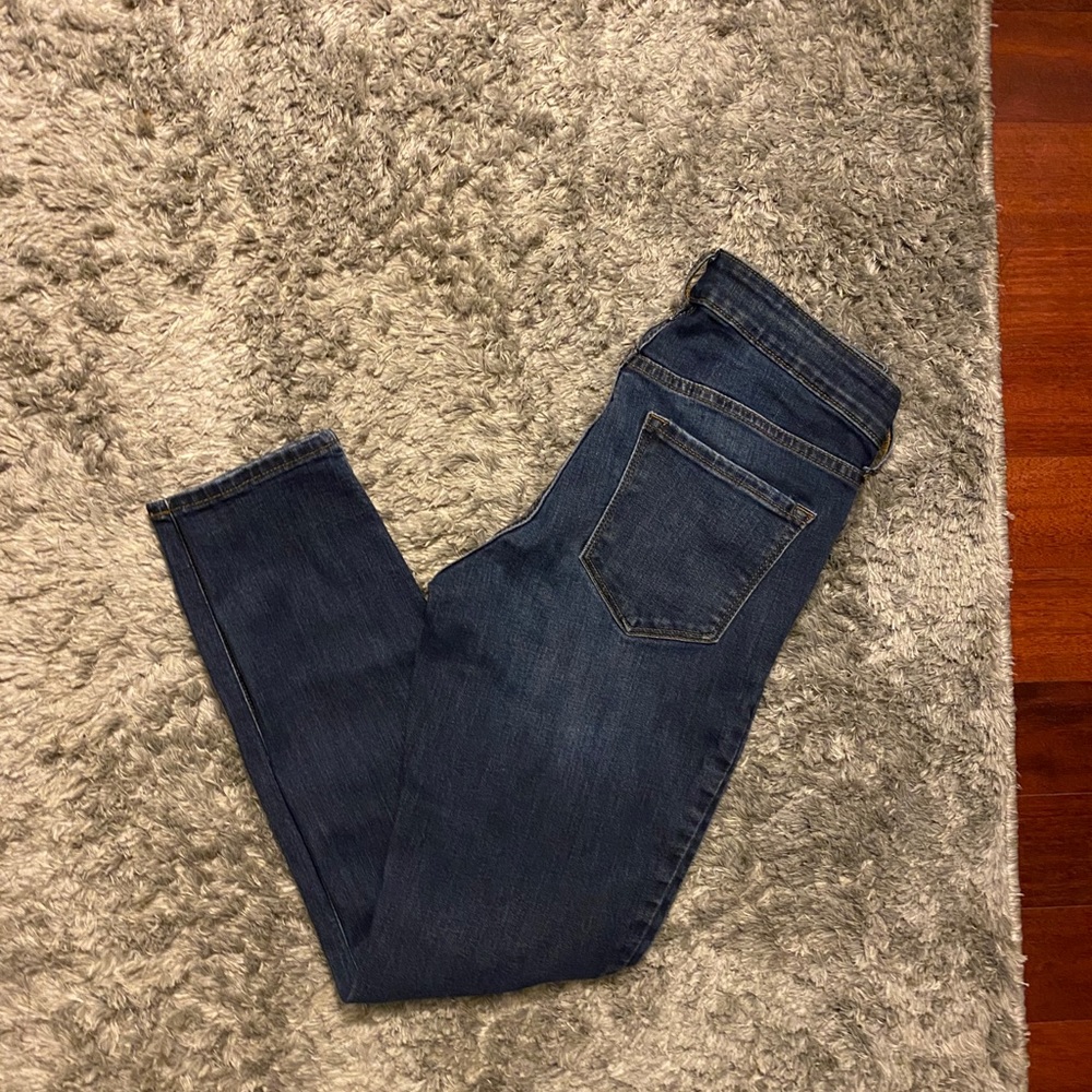 Old navy rockstar super skinny jeans!